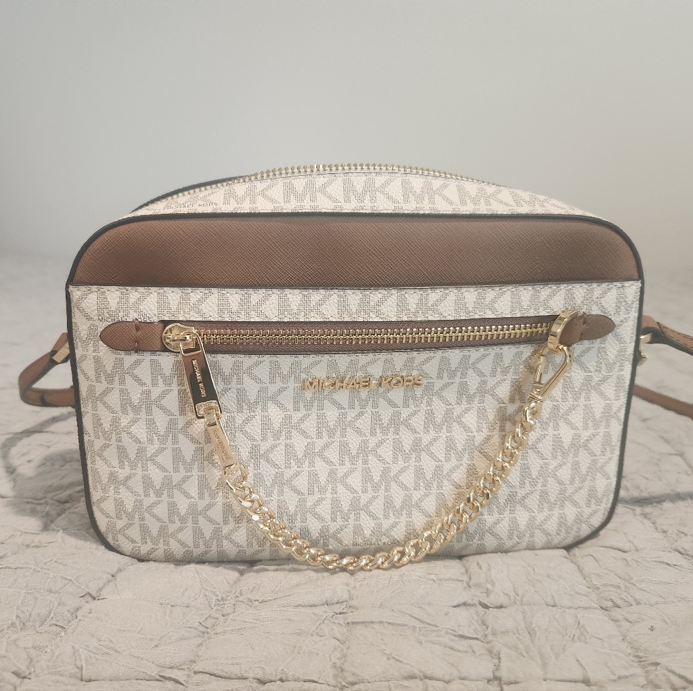 Michael Kors crossbody